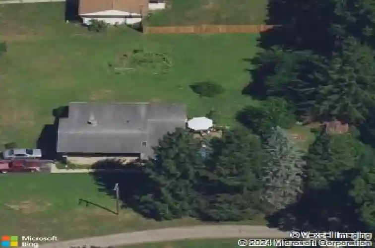 224 fairfield dr, paw paw,  MI 49079