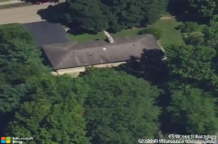 710 pine st, paw paw,  MI 49079