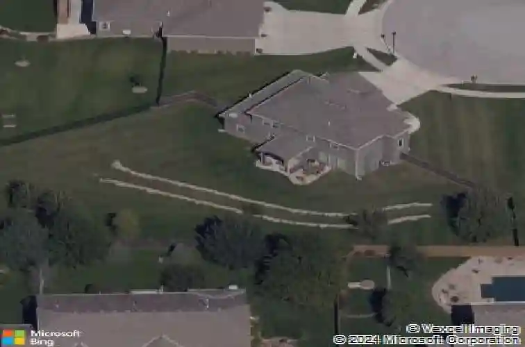 1702 bay ct, kearney,  MO 64060