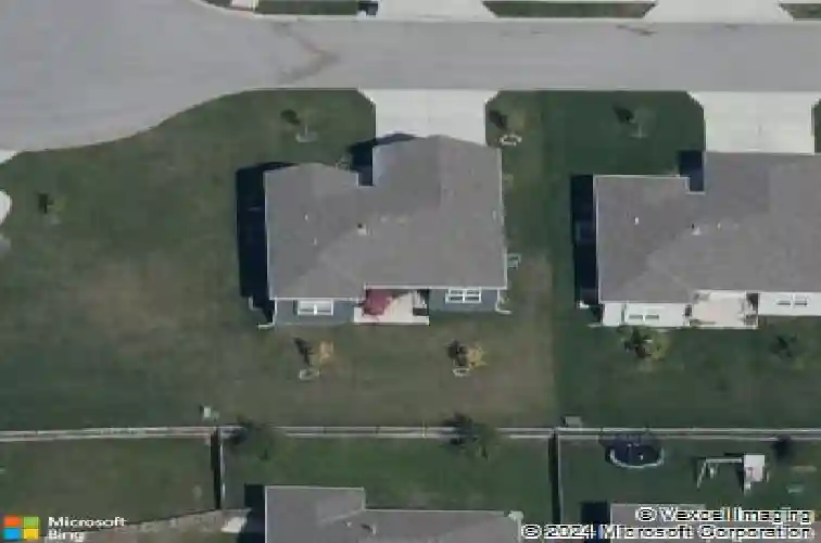 908 se auburn ct, blue springs,  MO 64014