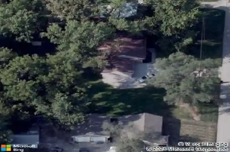 214 n garfield ave, bonner springs,  KS 66012