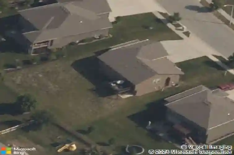 9008 n mersington ave, kansas city,  MO 64156