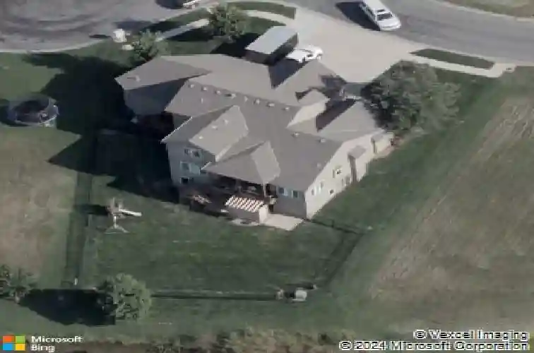 13295 davis ave, bonner springs,  KS 66012