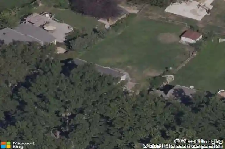 4024 w 73rd st, prairie village,  KS 66208