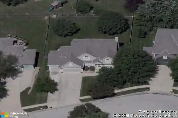 5210 round prairie st, shawnee,  KS 66226