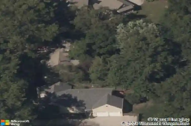 8025 high dr, leawood,  KS 66206