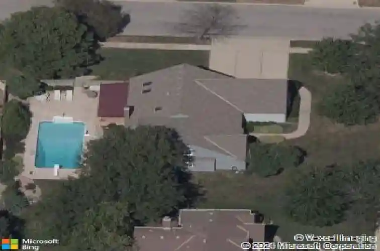 12100 cherokee st, leawood,  KS 66209
