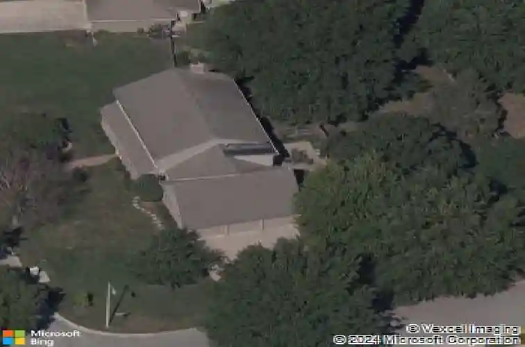 12113 cherokee st, leawood,  KS 66209