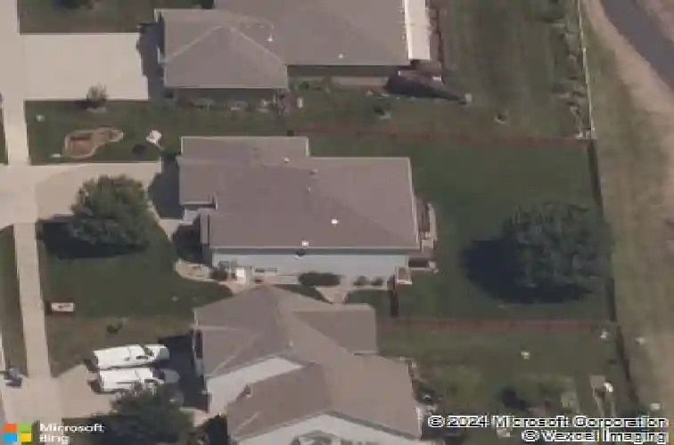 615 johnston pkwy, raymore,  MO 64083