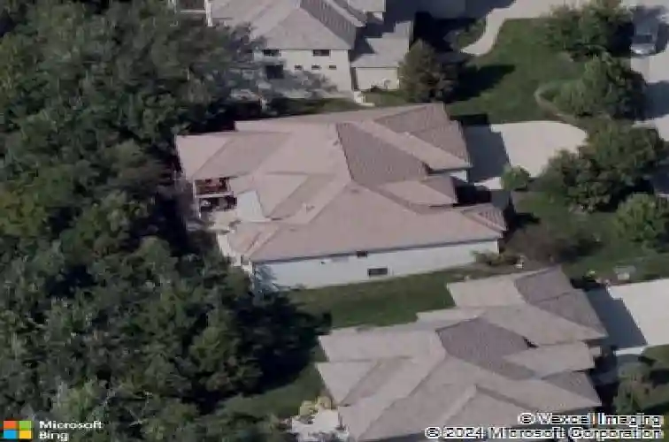 9714 wild rose ln, lenexa,  KS 66227