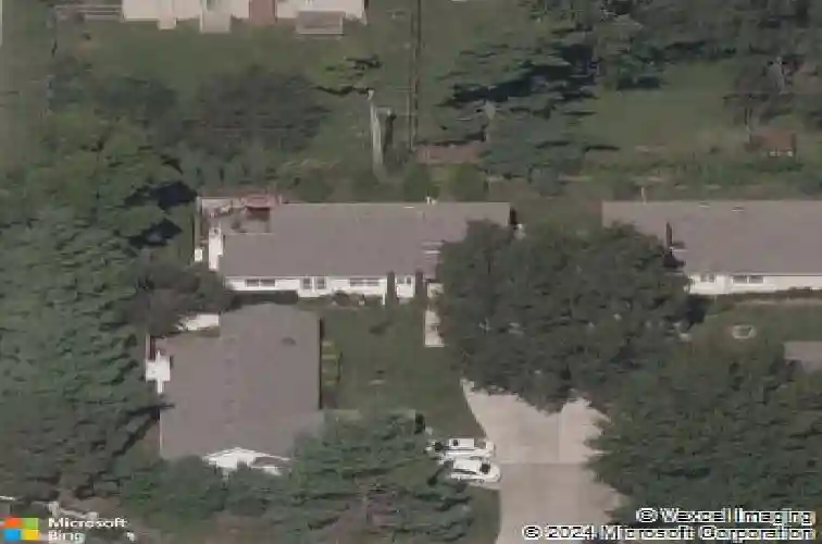 3812 w 79th ter, prairie village,  KS 66208