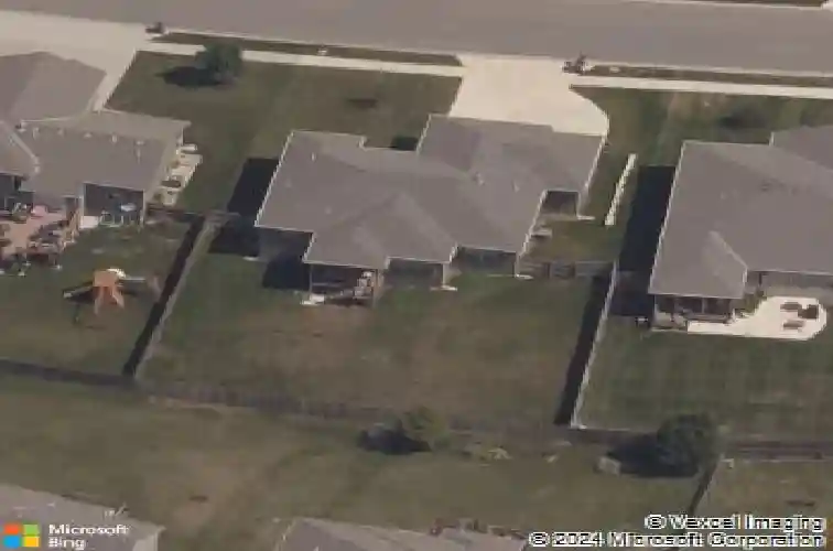 1203 mission dr, raymore,  MO 64083