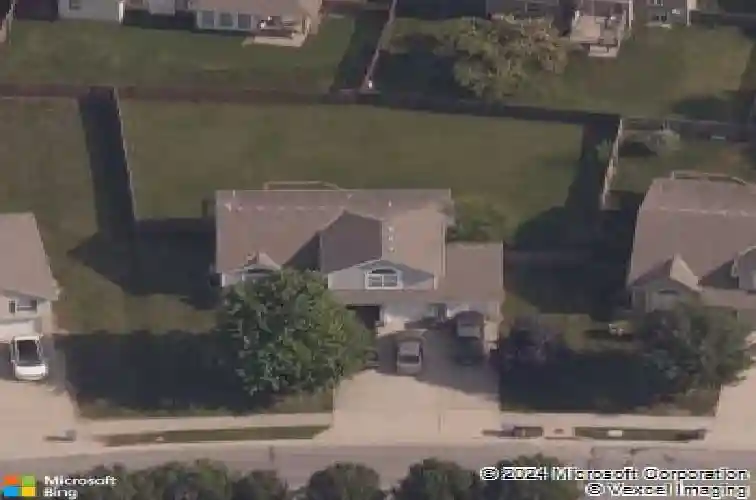 428 madison creek dr, raymore,  MO 64083