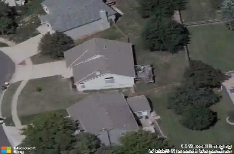 4711 roundtree ct, shawnee,  KS 66226