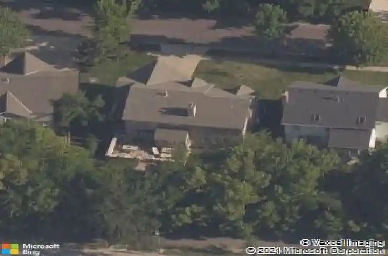 5319 w 132nd ter, leawood,  KS 66209