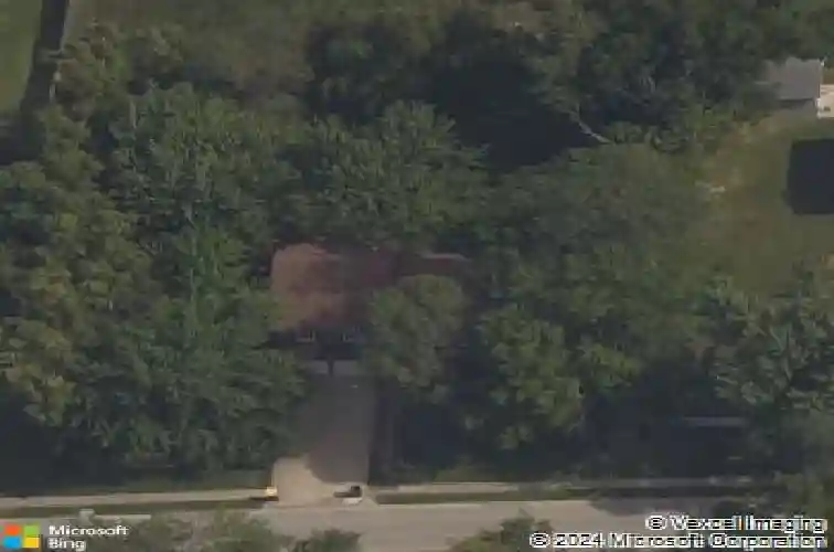 9100 w 49th st, shawnee,  KS 66203