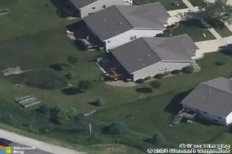 6103 ridgewood meadows ln ne, cedar rapids,  IA 52411