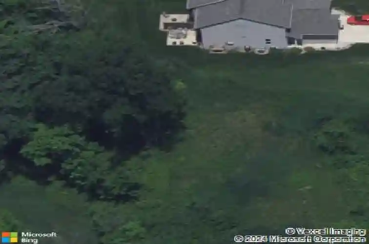 2042 sugar creek dr nw, cedar rapids,  IA 52405