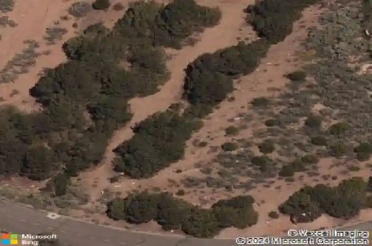 1421 canada del sur, santa fe,  NM 87501