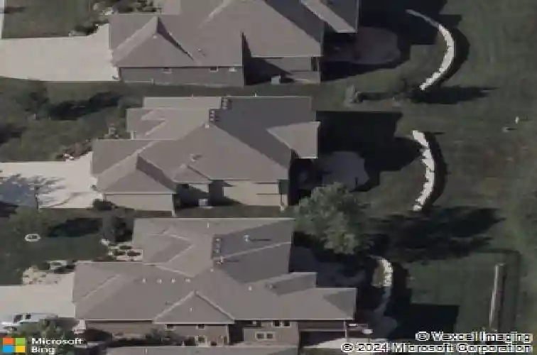 9425 pinnacle st, lenexa,  KS 66220