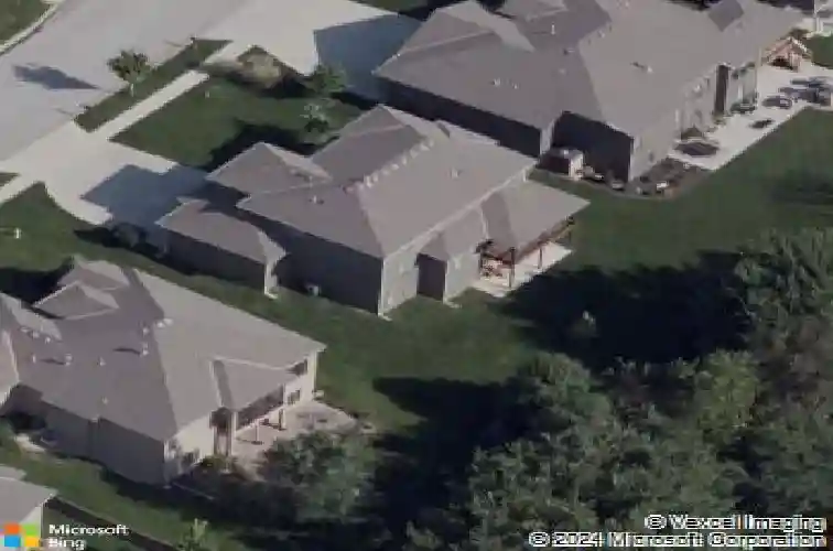 8441 shady bend rd, lenexa,  KS 66227