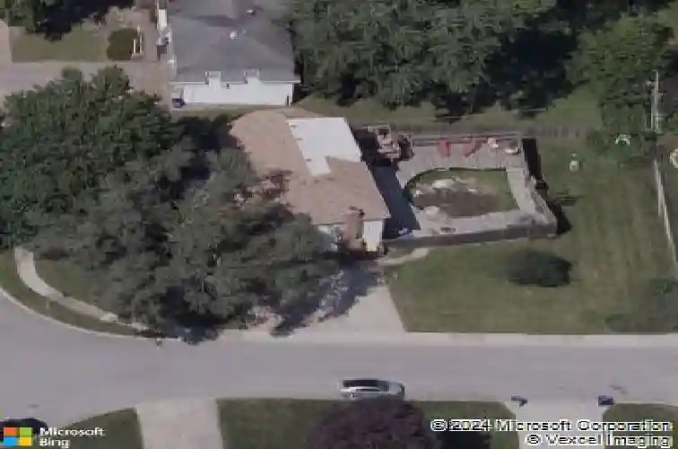 6017 halsey st, shawnee,  KS 66216