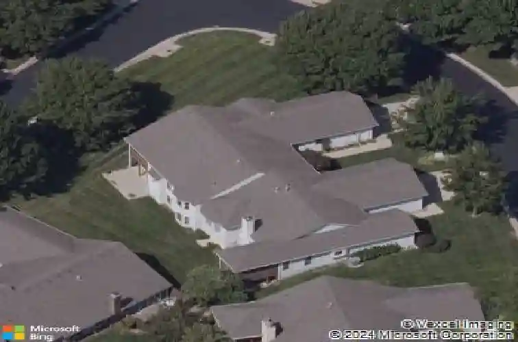 12202 caenen dr, overland park,  KS 66213