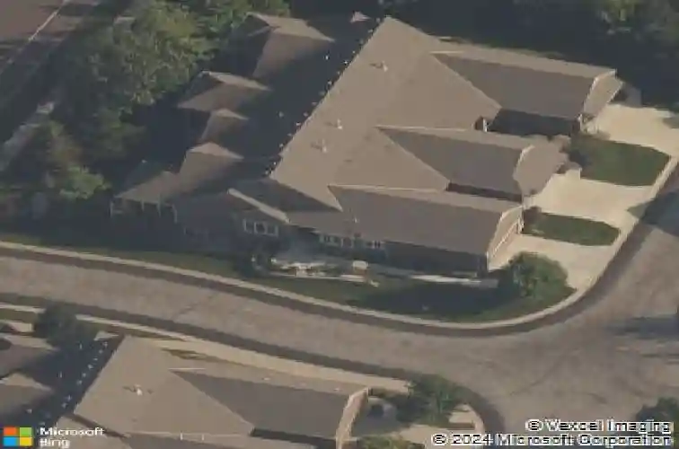15686 lowell ln, overland park,  KS 66223
