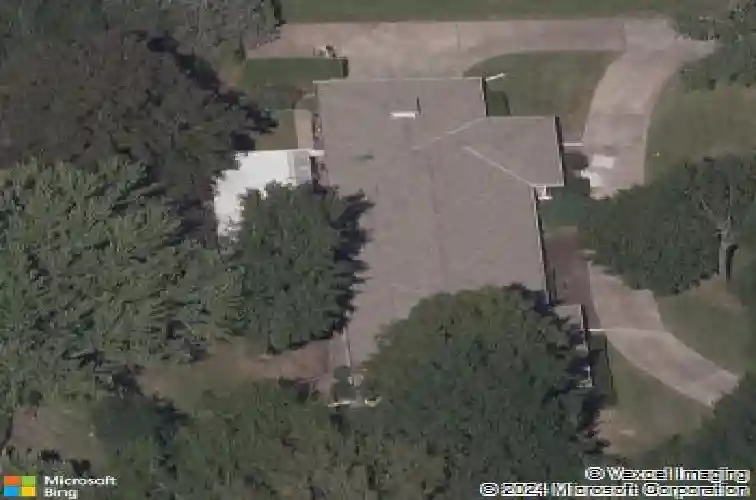 10120 wenonga ln, leawood,  KS 66206