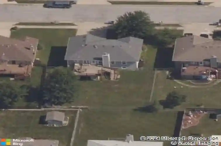 1707 shelby dr, raymore,  MO 64083