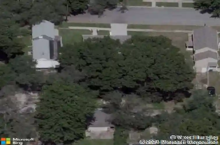 923 kickapoo st, leavenworth,  KS 66048