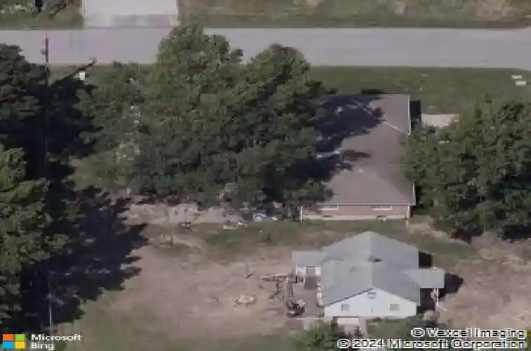 5702 halsey st, shawnee,  KS 66216