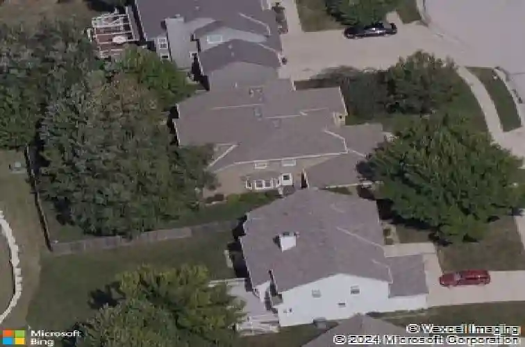 5714 alden ct, shawnee,  KS 66216