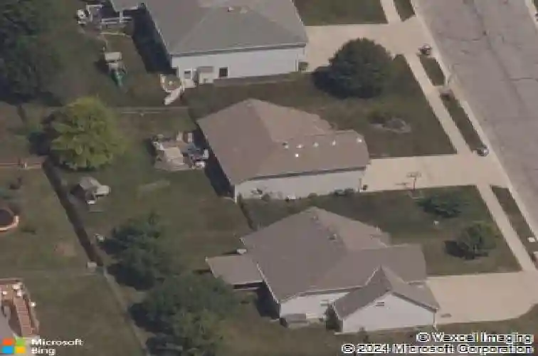 608 johnston pkwy, raymore,  MO 64083