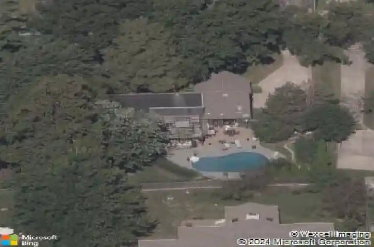 3523 w 100th ter, leawood,  KS 66206