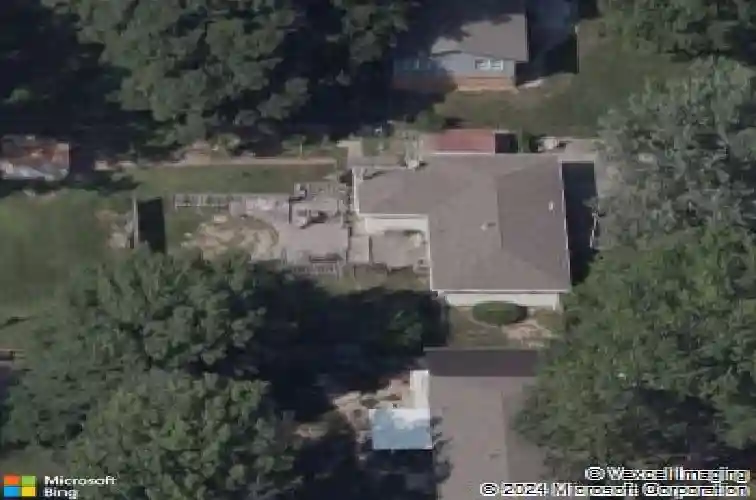 506 1st ter, lansing,  KS 66043