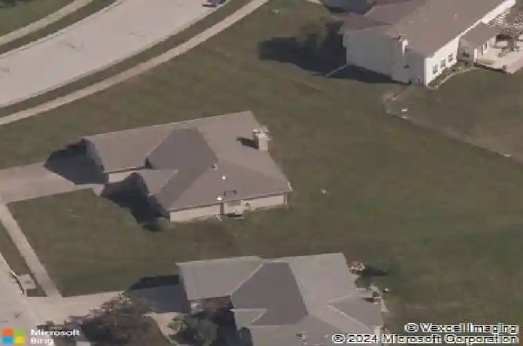 105 n lakeshore dr, raymore,  MO 64083