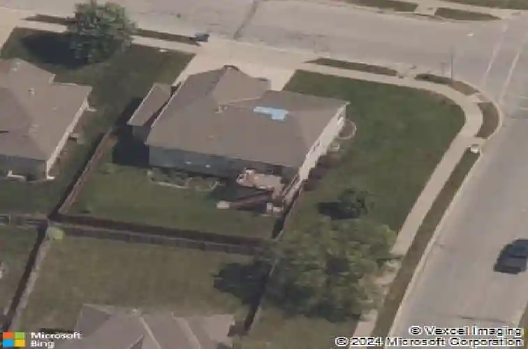 1501 johnston dr, raymore,  MO 64083