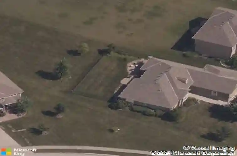 1416 cross creek dr, raymore,  MO 64083