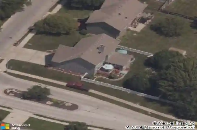 205 johnston pkwy, raymore,  MO 64083