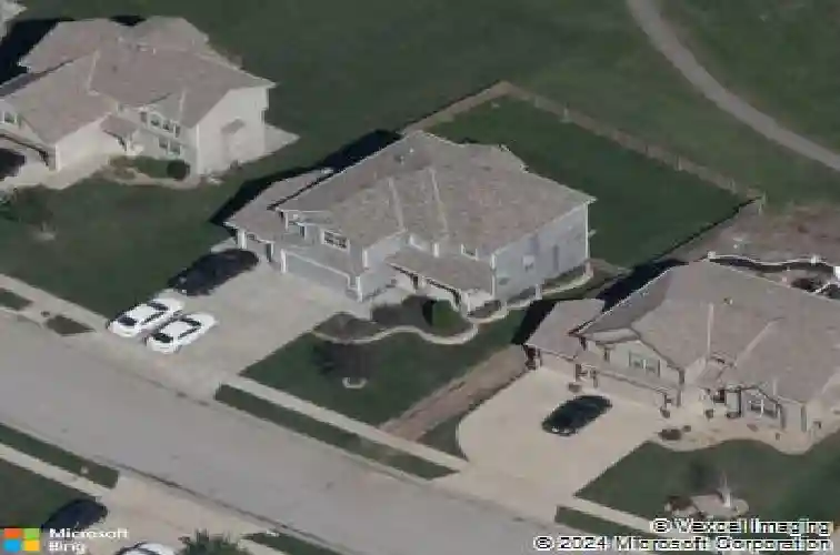1000 bellflower ln, greenwood,  MO 64034
