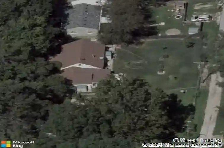 1305 lawrence ave, leavenworth,  KS 66048