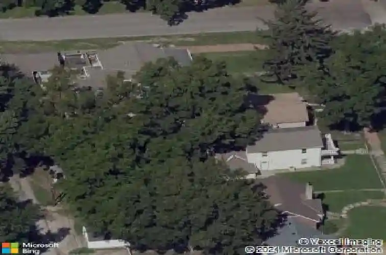 909 n broadway st, leavenworth,  KS 66048