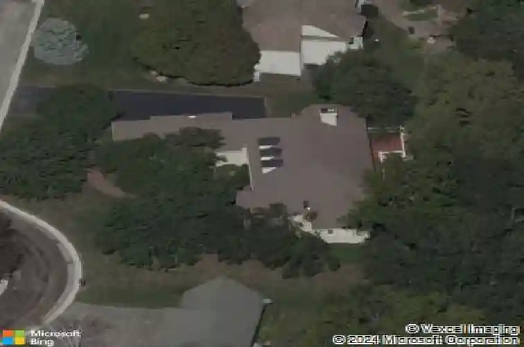 16911 meadow ln, village of loch lloyd,  MO 64012