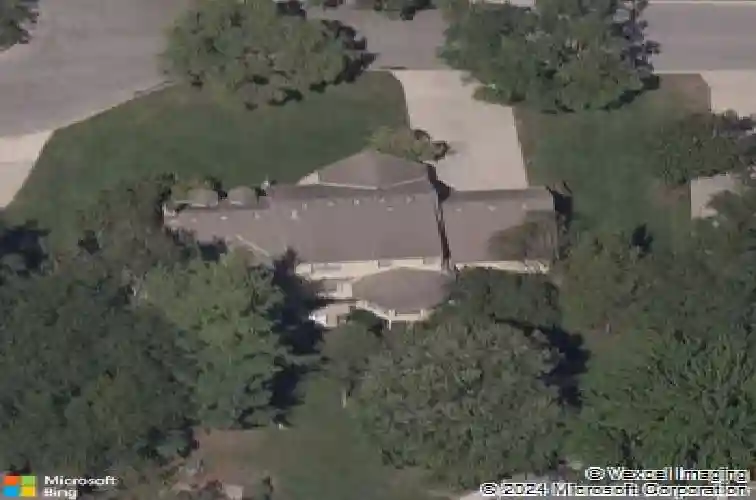 3211 w 83rd ter, leawood,  KS 66206