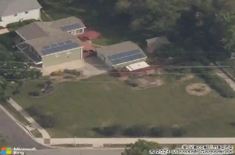 9029 grandview dr, overland park,  KS 66212