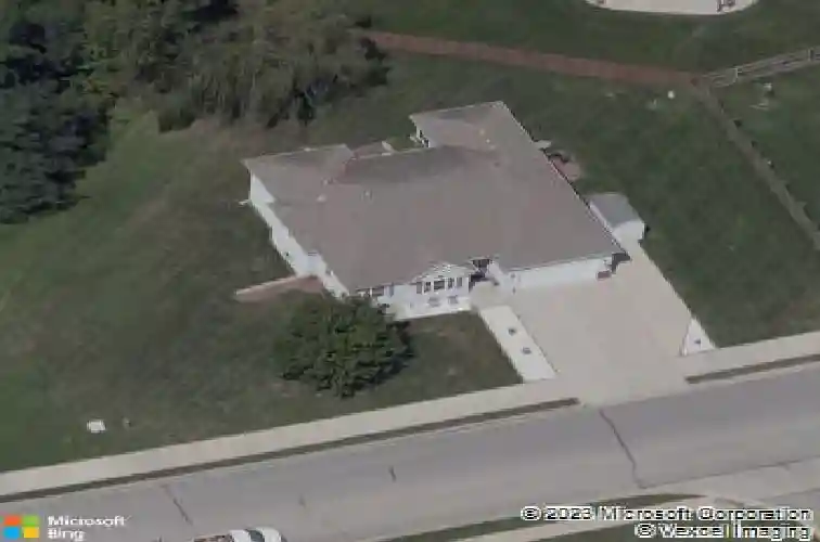 950 holiday dr, lansing,  KS 66043