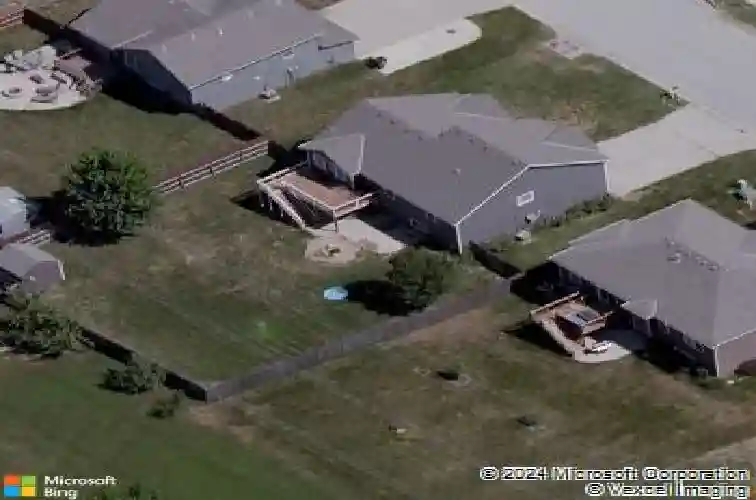 806 168th st, basehor,  KS 66007