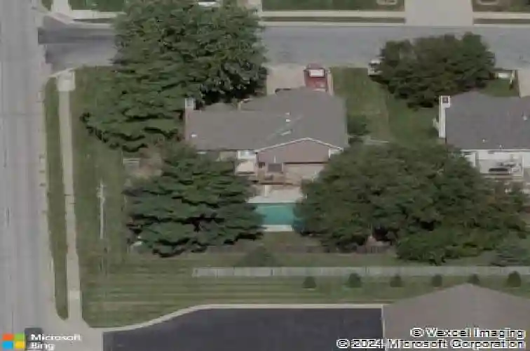 933 park ave, leavenworth,  KS 66048