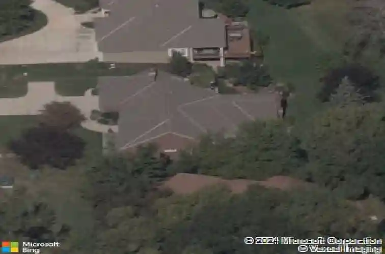 12325 mission rd, leawood,  KS 66209